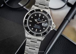 Rolex Submariner Date 16610 -