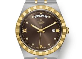 Tudor Royal 28603 (2024) - Bruin wijzerplaat 41mm Staal