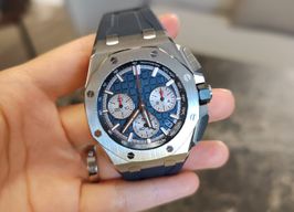 Audemars Piguet Royal Oak Offshore Chronograph 26420TI.OO.A027CA.01 (2024) - Blauw wijzerplaat 43mm Titanium