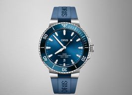 Oris Aquis Date 01 733 7789 4135-07 4 23 35FC (2024) - Blauw wijzerplaat 44mm Staal