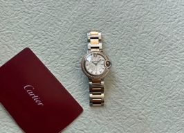 Cartier Ballon Bleu 28mm W3BB0009 (2024) - Zilver wijzerplaat 28mm Goud/Staal