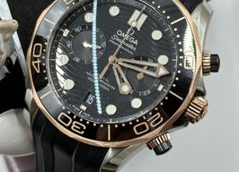 Omega Seamaster Diver 300 M 210.22.44.51.01.001 (2023) - Black dial 44 mm Gold/Steel case