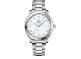 Omega Seamaster Aqua Terra 220.10.34.20.55.001 (2024) - Parelmoer wijzerplaat 34mm Staal