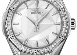 Hublot Classic Fusion 550.NS.2200.RW.1804.ORL20 (2026) - White dial 40 mm Titanium case