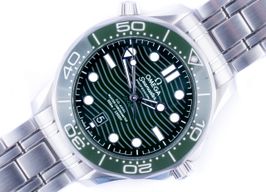 Omega Seamaster Diver 300 M 210.30.42.20.10.001 (2023) - Green dial 42 mm Steel case