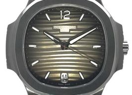 Patek Philippe Nautilus 7118-1A-011 (2020) - Grey dial 35 mm Steel case