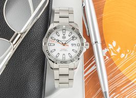 TAG Heuer Aquaracer 300M WAY2013.BA0927 (Onbekend (willekeurig serienummer)) - Wit wijzerplaat 43mm Staal