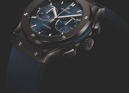 Hublot Classic Fusion Blue 521.CM.7170.RX (2025) - Blauw wijzerplaat 45mm Keramiek