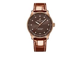 Breitling Navitimer R77320E31Q1P1 (2025) - Brown dial 32 mm Red Gold case