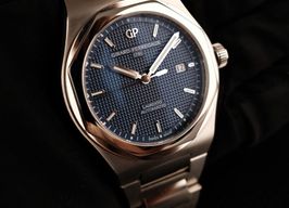 Girard-Perregaux Laureato 81000-11-431-11A (2016) - Blauw wijzerplaat 41mm Staal