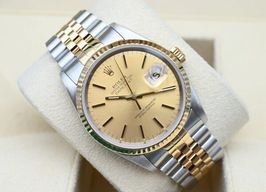 Rolex Datejust 36 16233 (1991) - Champagne wijzerplaat 36mm Goud/Staal