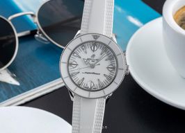 Breitling Superocean Heritage A10340161C1X1 (Onbekend (willekeurig serienummer)) - Blauw wijzerplaat 38mm Staal