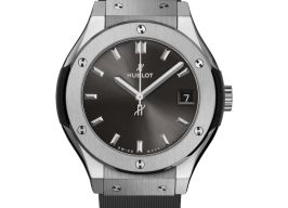 Hublot Classic Fusion Racing Grey 581.NX.7071.RX (2026) - Grey dial 33 mm Titanium case