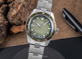 Oris Divers Sixty Five 01 733 7707 4057-07 8 20 18 (Onbekend (willekeurig serienummer)) - Groen wijzerplaat 40mm Staal