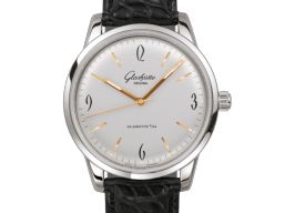 Glashütte Original Sixties 1-39-52-01-02-04 (2026) - Silver dial 39 mm Steel case
