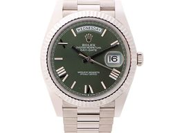 Rolex Day-Date 40 228239 (2018) - Green dial 40 mm White Gold case