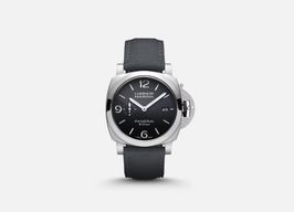 Panerai Luminor Marina PAM01358 (2024) - Zwart wijzerplaat 44mm Staal