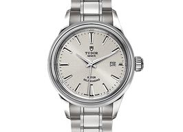 Tudor Style 12100 (2026) - Silver dial 28 mm Steel case