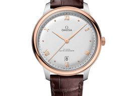 Omega De Ville 434.23.40.20.02.001 (2025) - Zilver wijzerplaat 40mm Goud/Staal