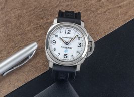 Panerai Luminor Base Logo PAM00775 (Unknown (random serial)) - White dial 44 mm Steel case