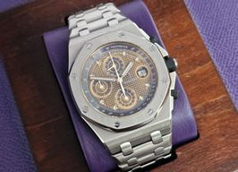 Audemars Piguet Royal Oak Offshore Chronograph 25721ST.OO.1000ST.01 (Unknown (random serial)) - Beige dial 42 mm Steel case
