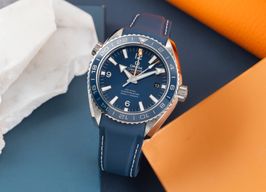 Omega Seamaster Planet Ocean 232.92.44.22.03.001 (Onbekend (willekeurig serienummer)) - Blauw wijzerplaat 44mm Titanium