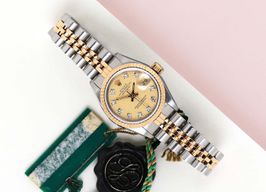 Rolex Lady-Datejust 69173 (1985) - Champagne dial 26 mm Gold/Steel case