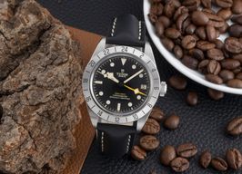 Tudor Black Bay 79470 (Onbekend (willekeurig serienummer)) - Zwart wijzerplaat 39mm Staal