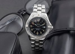 Breitling Superocean A17040 -