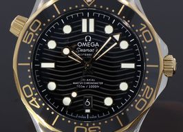 Omega Seamaster Diver 300 M 210.22.42.20.01.001 (2019) - Black dial 42 mm Gold/Steel case