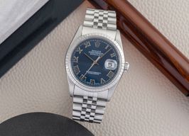 Rolex Datejust 36 16220 (Onbekend (willekeurig serienummer)) - Blauw wijzerplaat 36mm Staal
