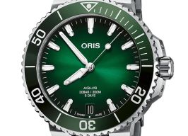 Oris Aquis Date 01 400 7763 4157-07 8 24 09PEB (2023) - Green dial 43 mm Steel case