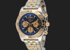Breitling Chronomat 44 CB011012.A693.737P (2015) - Wit wijzerplaat 44mm Staal