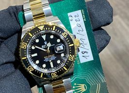 Rolex Sea-Dweller 126603 (2022) - Black dial 43 mm Gold/Steel case