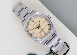 Rolex Oyster Perpetual 36 126000 -