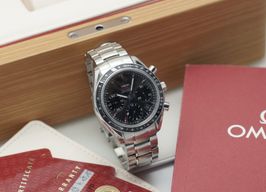 Omega Speedmaster Date 323.30.40.40.06.001 -