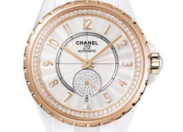 Chanel J12 H3843 (2023) - White dial 37 mm Ceramic case