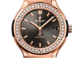 Hublot Classic Fusion Racing Grey 565.OX.7081.RX (2024) - Grijs wijzerplaat 38mm Roségoud