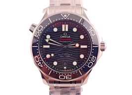 Omega Seamaster Diver 300 M 210.30.42.20.01.001 (Unknown (random serial)) - Black dial 42 mm Steel case