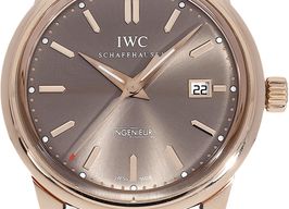 IWC Ingenieur Automatic IW323312 (Onbekend (willekeurig serienummer)) - Bruin wijzerplaat 43mm Roségoud