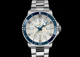 Breitling Superocean 42 A17375E71G1A1 (2024) - Silver dial 42 mm Steel case