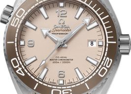 Omega Seamaster Planet Ocean 215.32.44.21.09.001 (2026) - Beige wijzerplaat 44mm Staal