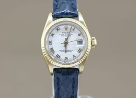 Rolex Lady-Datejust 6917 (1978) - Wit wijzerplaat 26mm Geelgoud