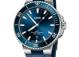 Oris Aquis Date 01 733 7789 4135-07 4 23 35FC (2026) - Blauw wijzerplaat 44mm Staal