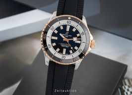 Breitling Superocean 42 U17375211B1S1 (Onbekend (willekeurig serienummer)) - 42mm Staal