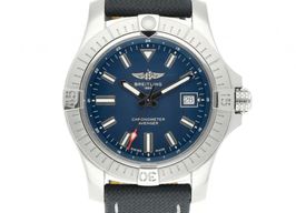 Breitling Avenger A17318101C1X1 (2021) - Blue dial 43 mm Steel case