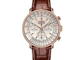 Breitling Navitimer 1 B01 Chronograph RB0139631G1P1 (2025) - Wit wijzerplaat 41mm Roodgoud