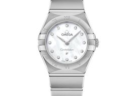 Omega Constellation Quartz 131.10.25.60.55.001 (2025) - Parelmoer wijzerplaat 25mm Staal