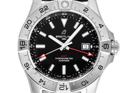 Breitling Avenger A32320101B1X1 (2025) - Black dial 44 mm Steel case