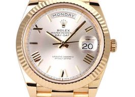 Rolex Day-Date 40 228238 (2021) - Silver dial 40 mm Yellow Gold case